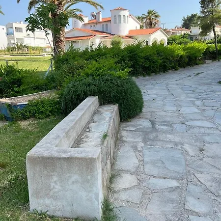 Next To The House Agni Apartamento