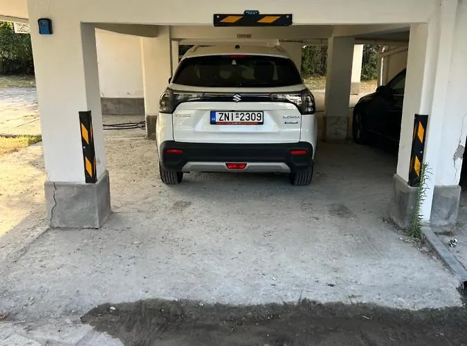 アパート Next To The House Agni *